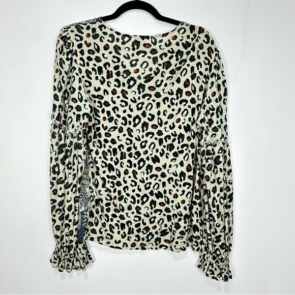 BLANKNYC longsleeve cheetah print blouse U19 - Picture 6 of 6